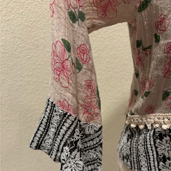 Lily women’s Boho top - XL - Picture 7 of 8